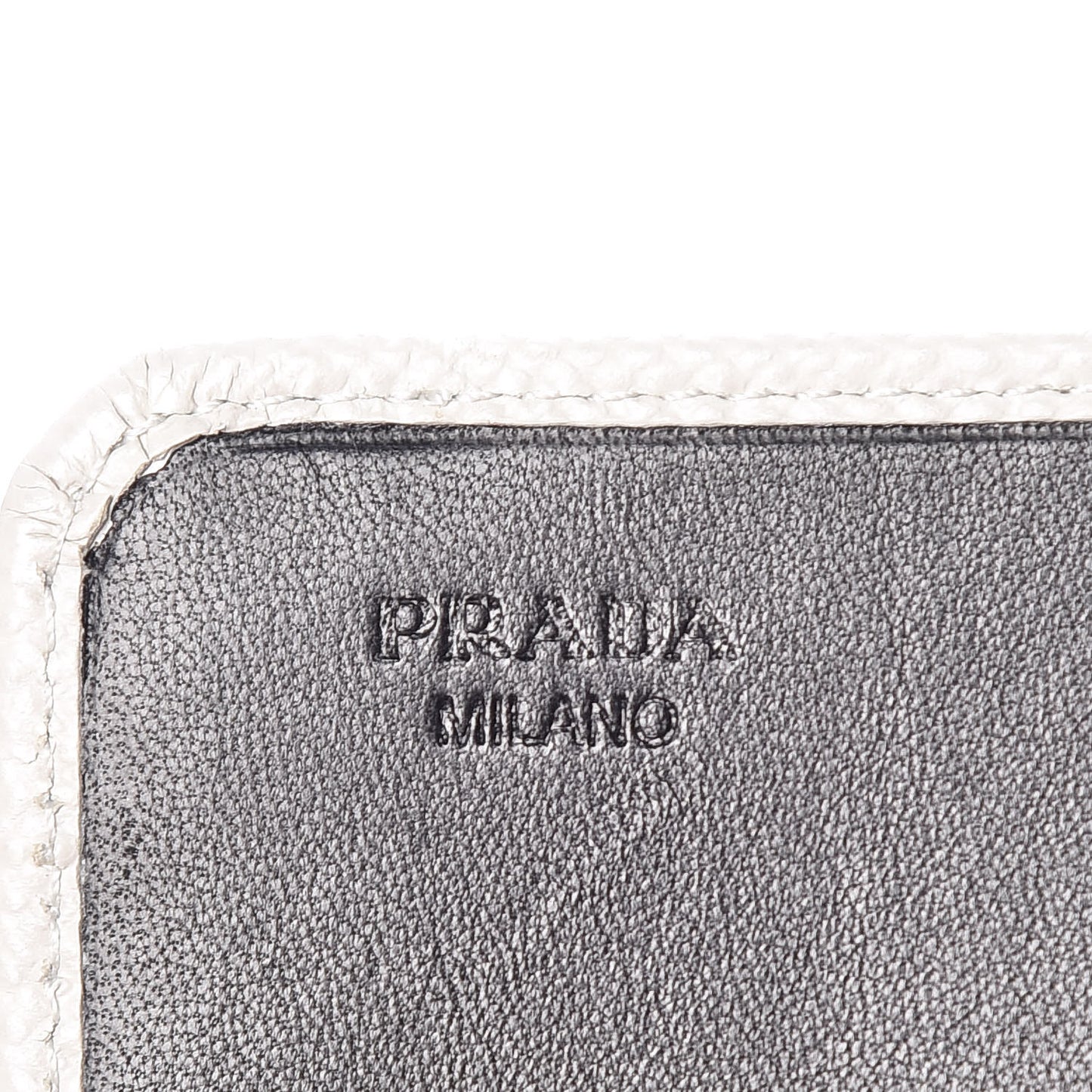 Saffiano Cuir Wallet On Chain Talco Black
