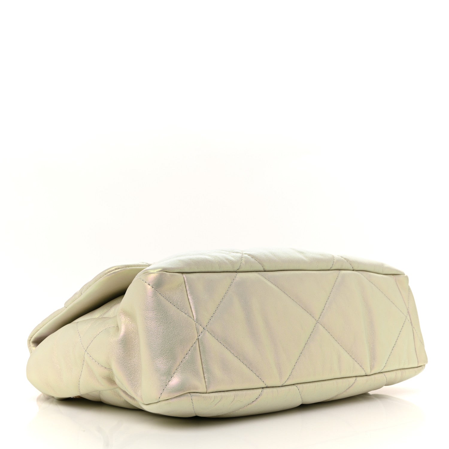 シャネル/CHANEL/バッグ Chanel Iridescent Calfskin Quilted Large Chanel 19 Flap White