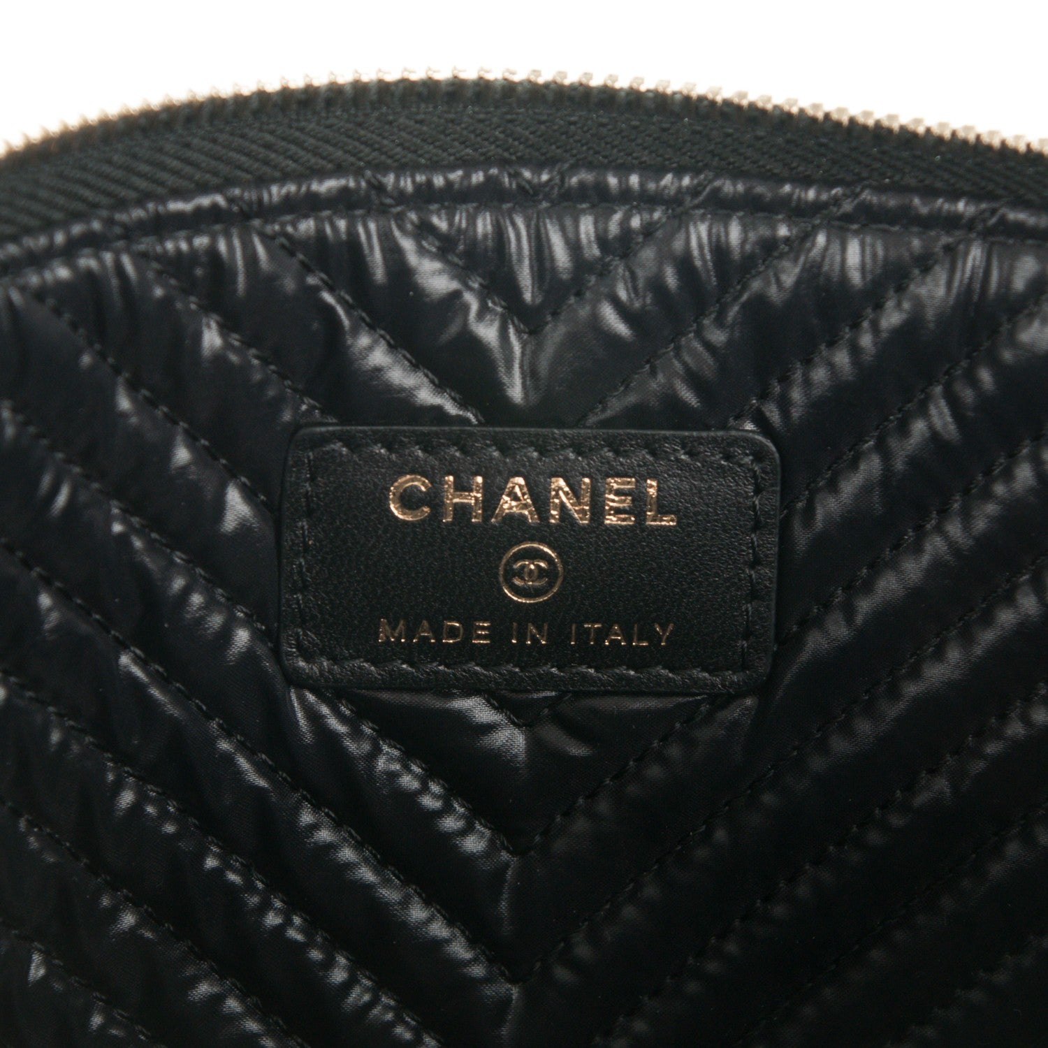 Chanel Calfskin Chevron Medium Boy Cosmetic Case Black 6 of 7