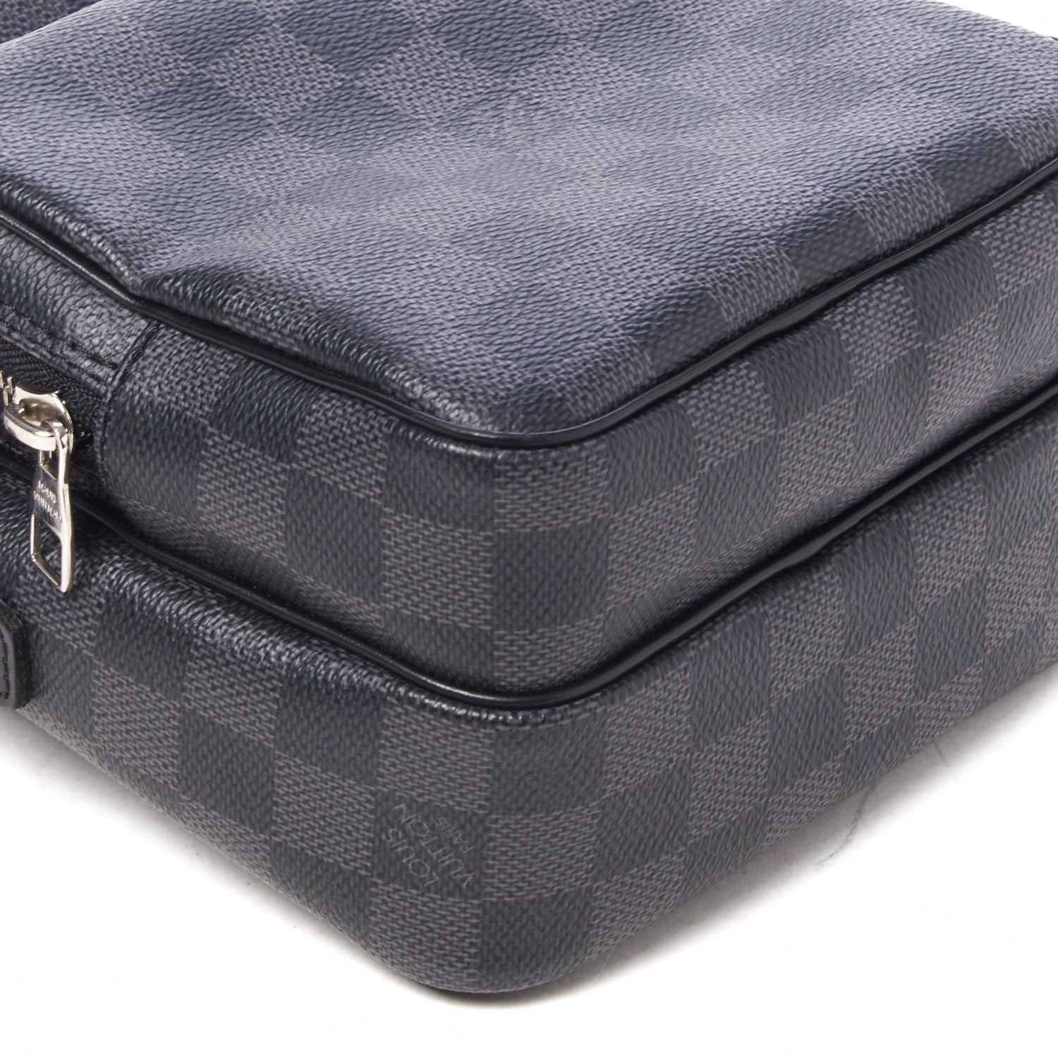 Louis Vuitton Damier Graphite Rem Bag 5 of 7