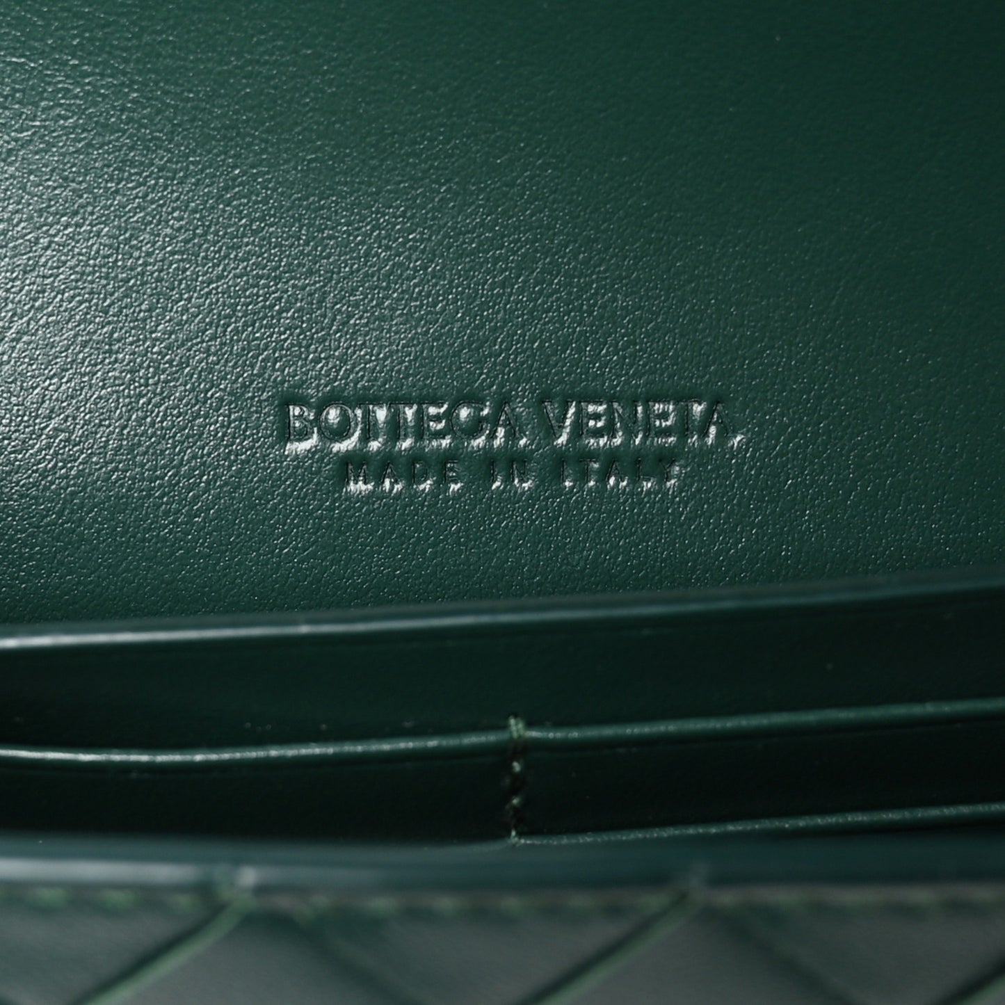 Nappa Intrecciato Long Andiamo Top Handle Clutch Emerald Green