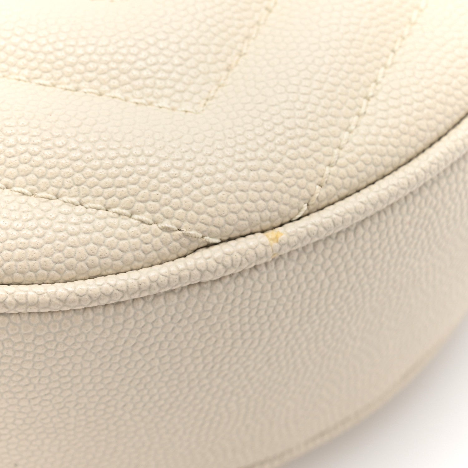 Saint Laurent Grain De Poudre Matelasse Chevron Quilted Round Vinyle Camera Bag Crema Soft 11 of 11