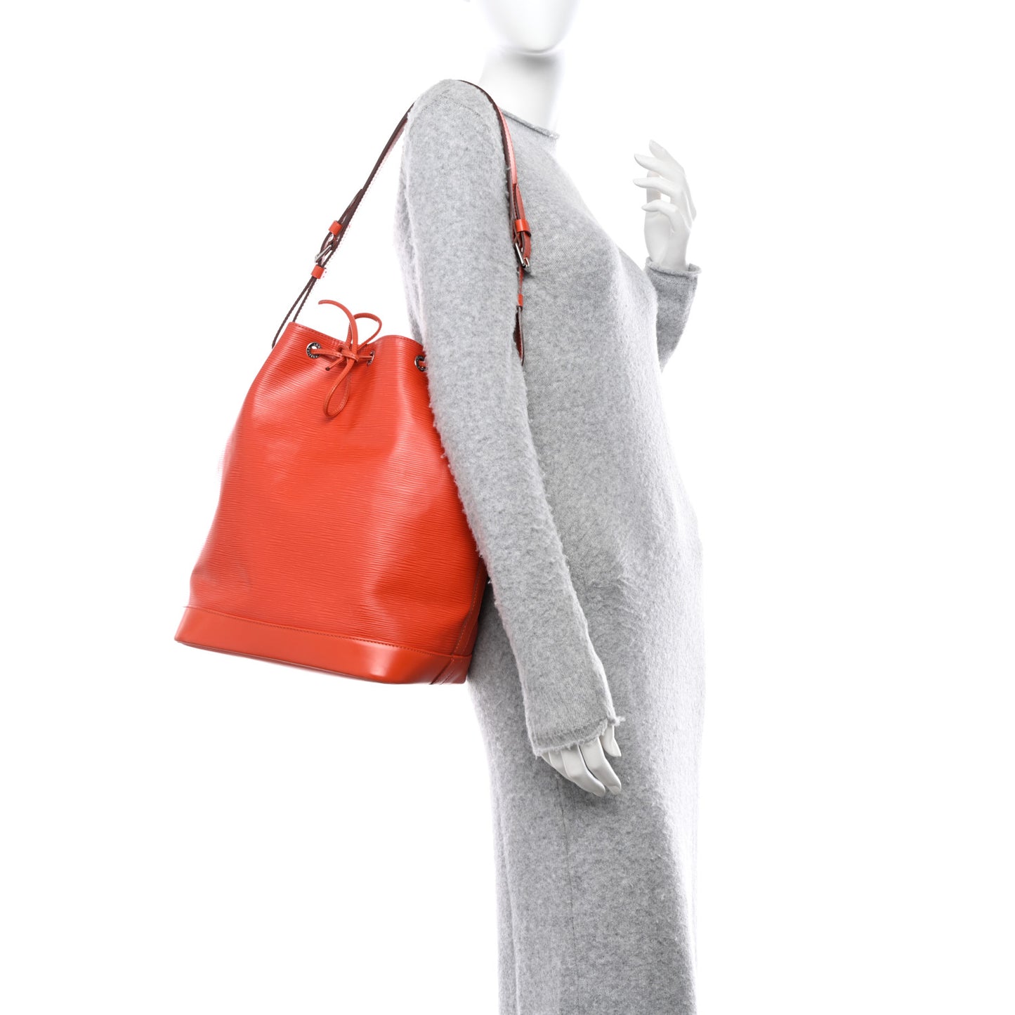 LOUIS VUITTON Epi Noe NM Piment