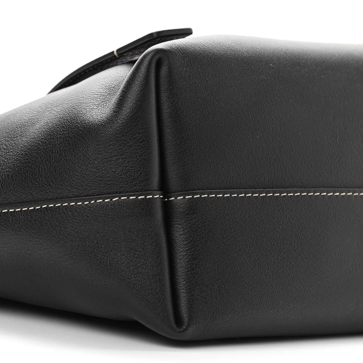 Chloe Small Grain Smooth Calfskin Medium Darryl Tote Black 9 of 13