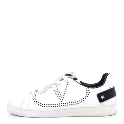 Valentino Garavani Calfskin Womens Backnet Sneakers 37.5 White Black 1 of 10