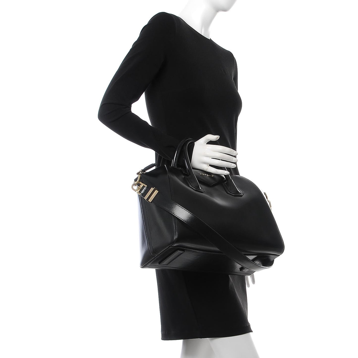 Shiny Lord Calfskin Medium Antigona Black