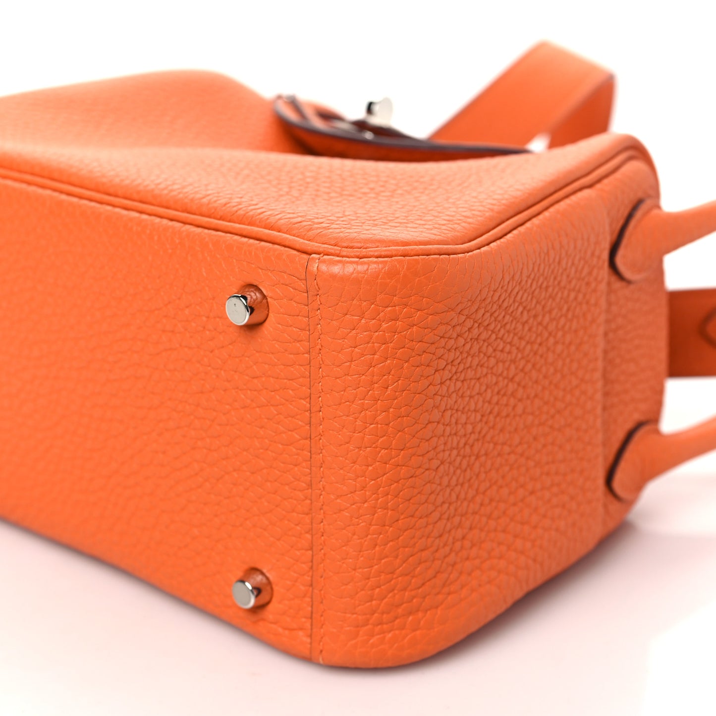 Taurillon Clemence Mini Lindy 20 Orange Minium