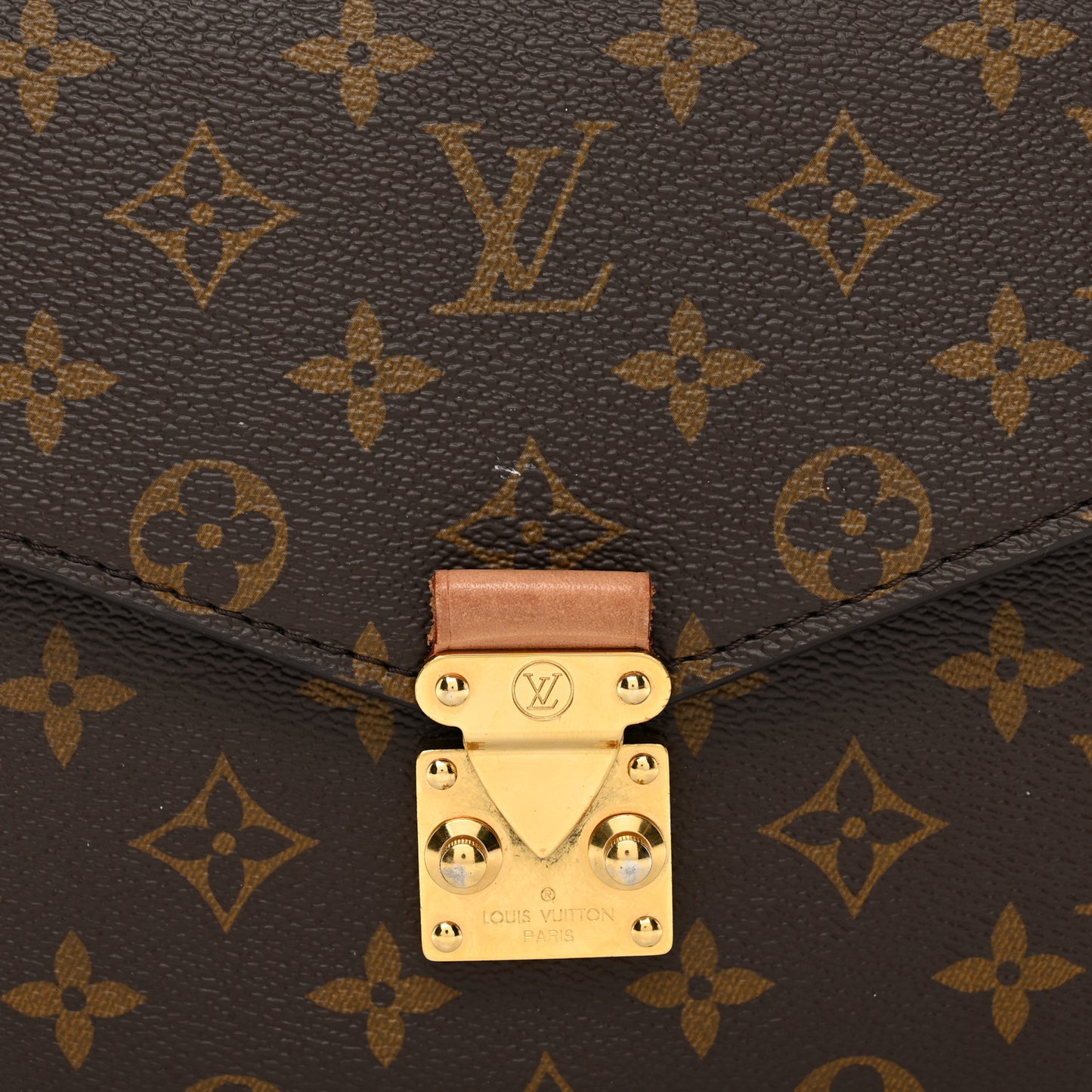 Monogram Pochette Metis