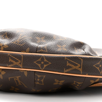 Louis Vuitton Monogram Croissant MM 9 of 9