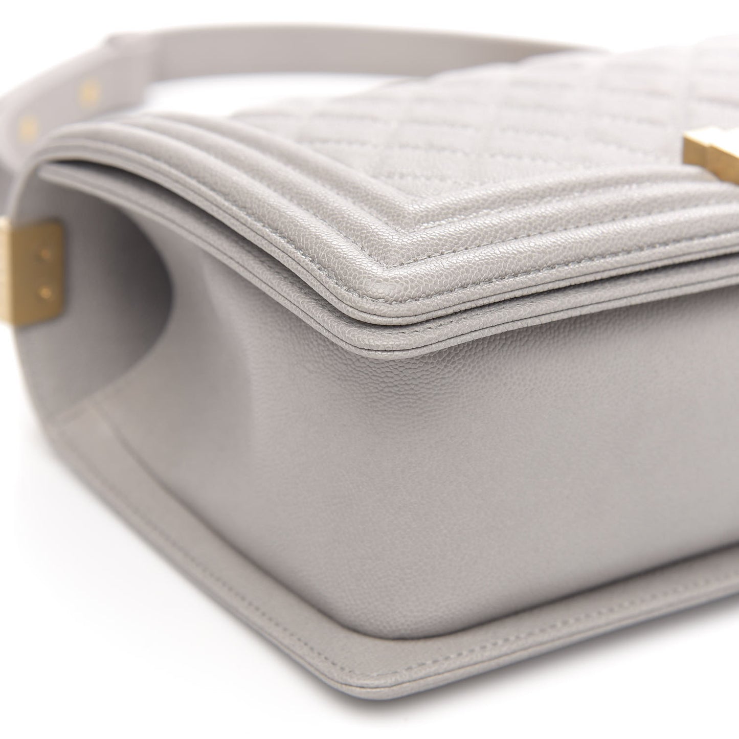 Caviar Quilted Medium Boy Flap Grey