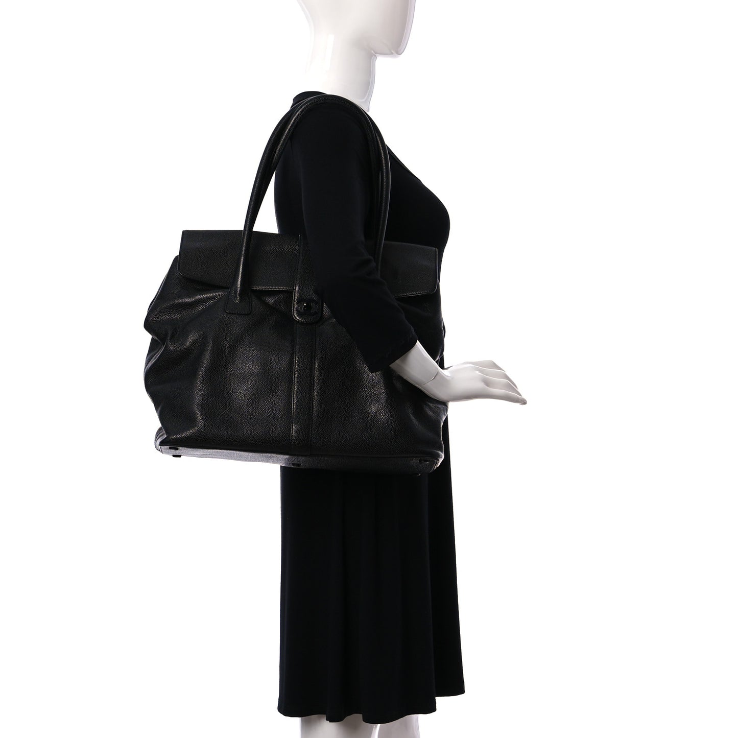 Caviar CC Tote Black