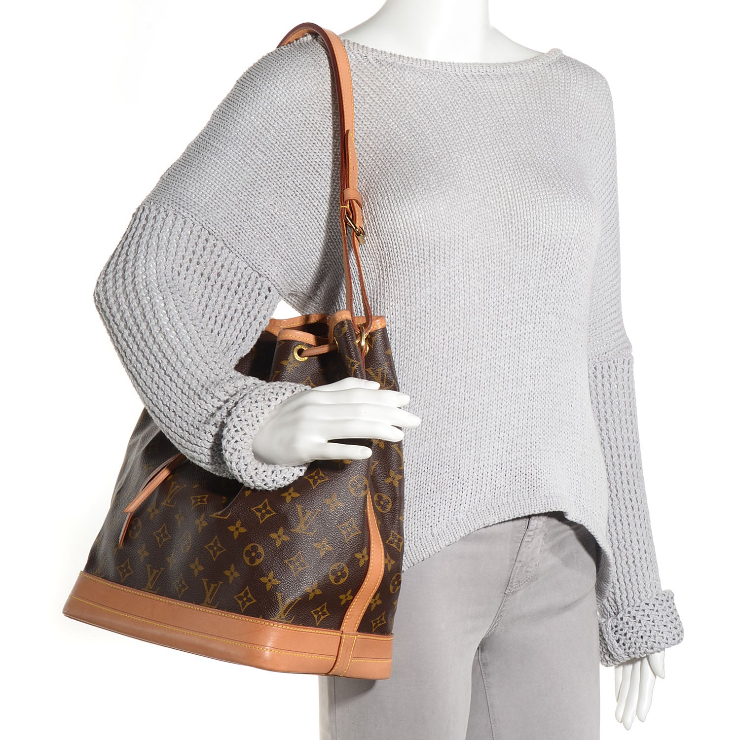 Louis Vuitton Monogram Noe 2 of 8