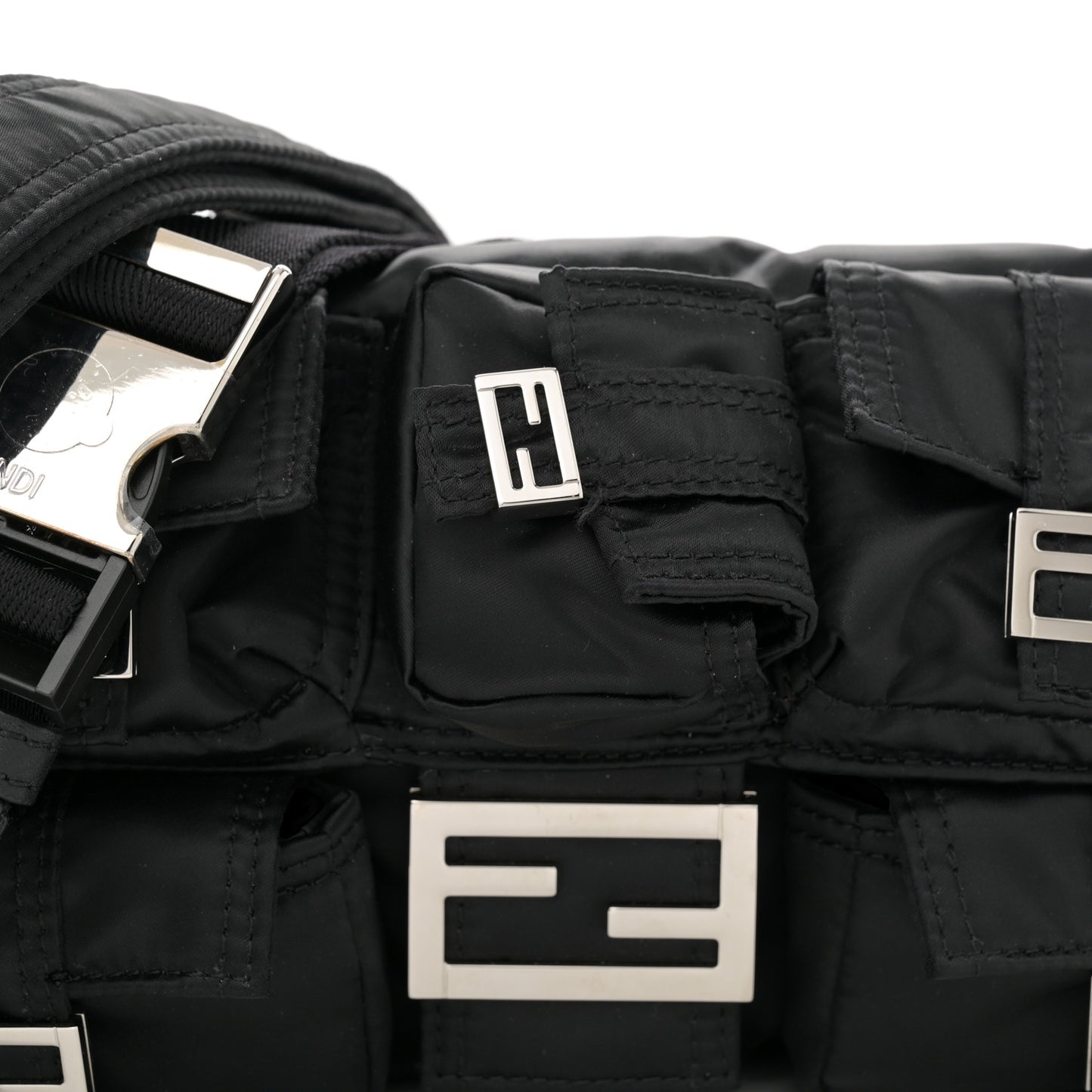 Econyl Cuoio Romano Multipocket Baguette Black