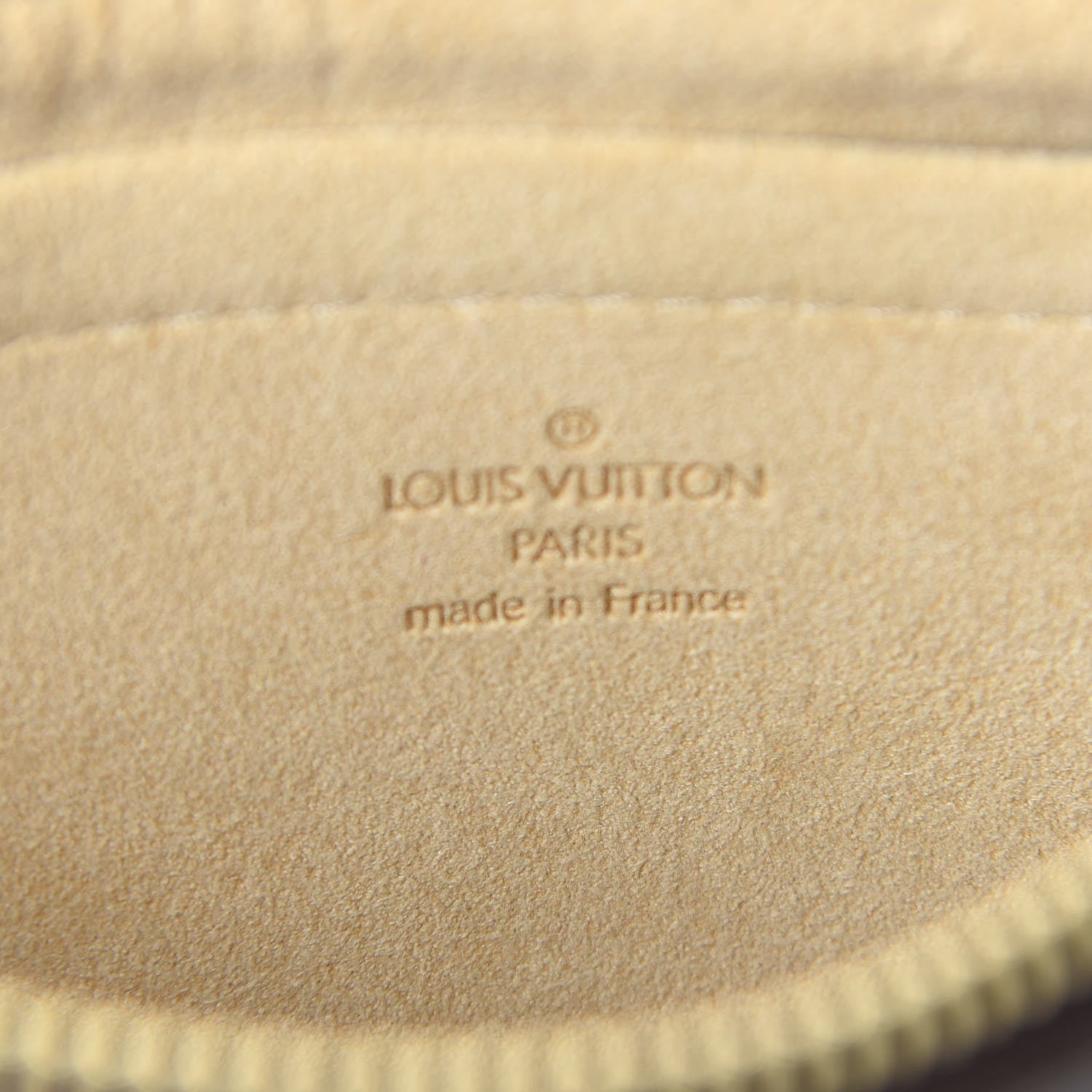Louis Vuitton Monogram Pochette Milla MM 6 of 7