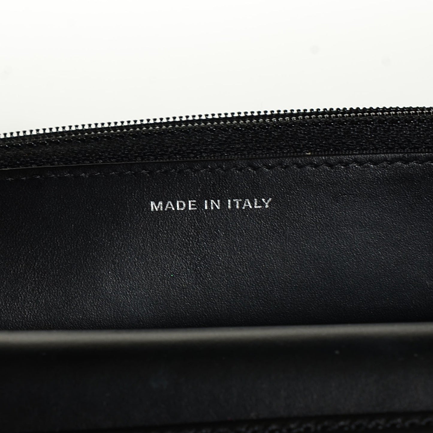 Patent Quilted Wallet On Chain WOC Black