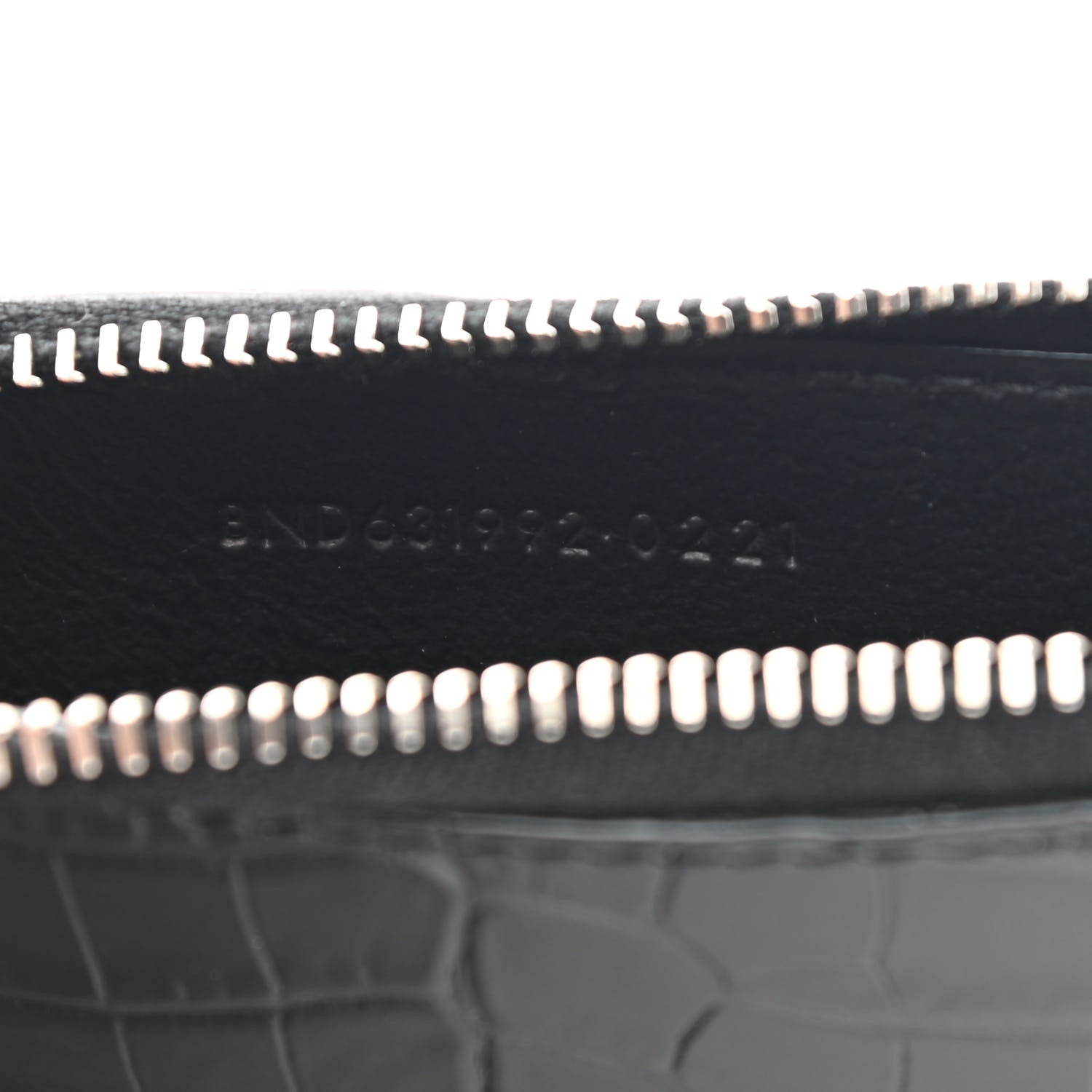 Saint Laurent Calfskin Crocodile Embossed 5 Fragments Zip Pouch Card Holder Black 7 of 7