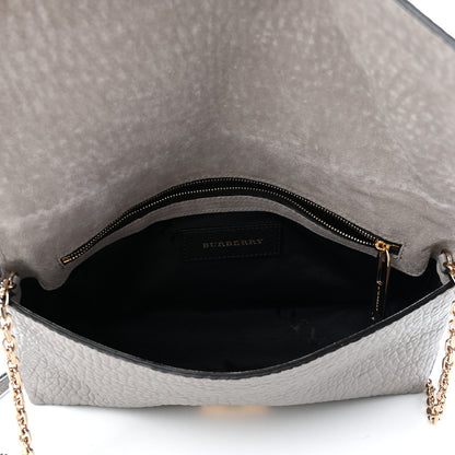 Burberry Signature Grain Medium Mildenhall Crossbody Bag Pale Grey 5 of 10