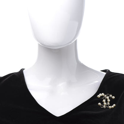 Chanel Pearl Coco CC Brooch Gold 2 of 5