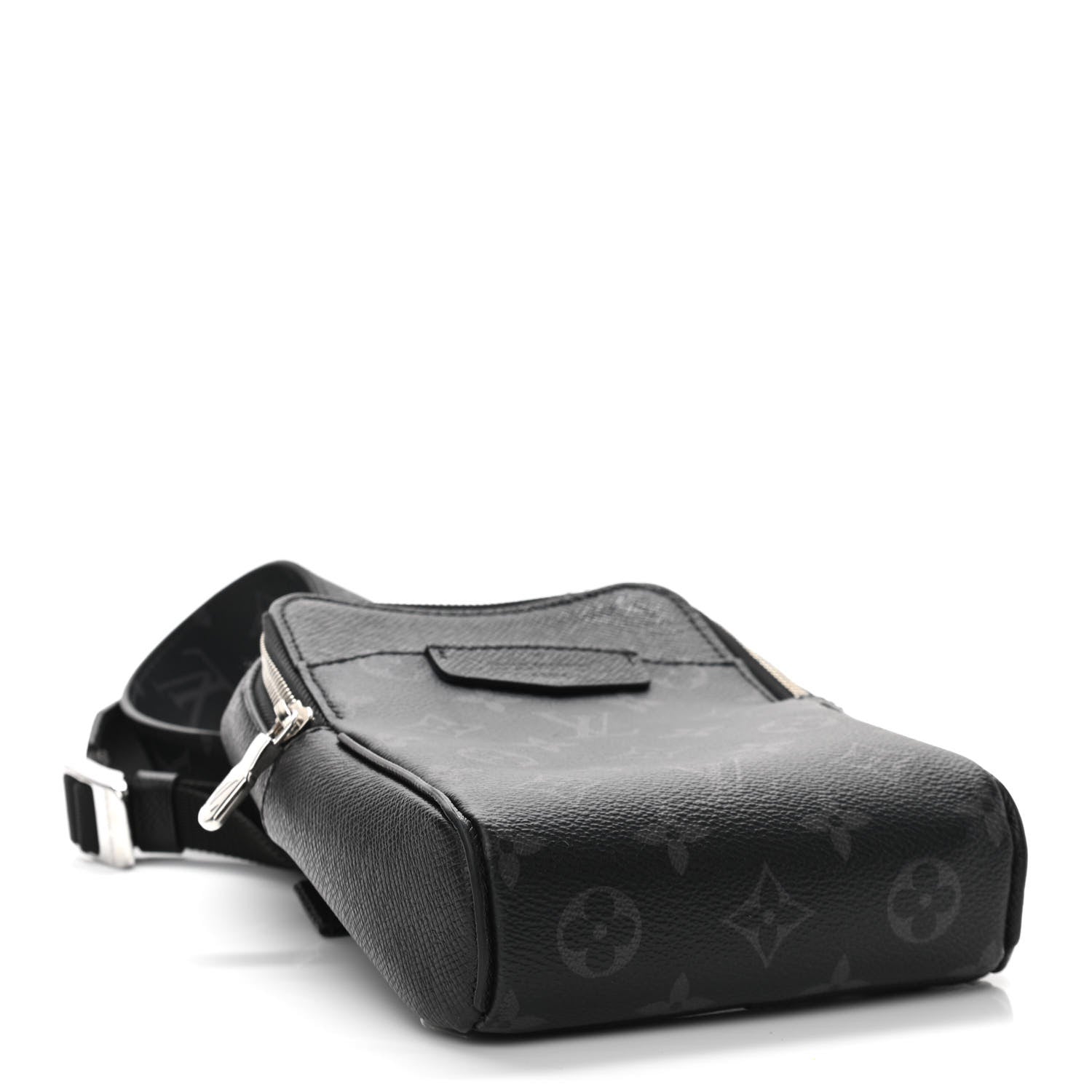 Louis Vuitton Taigarama Outdoor Slingbag Black 4 of 12