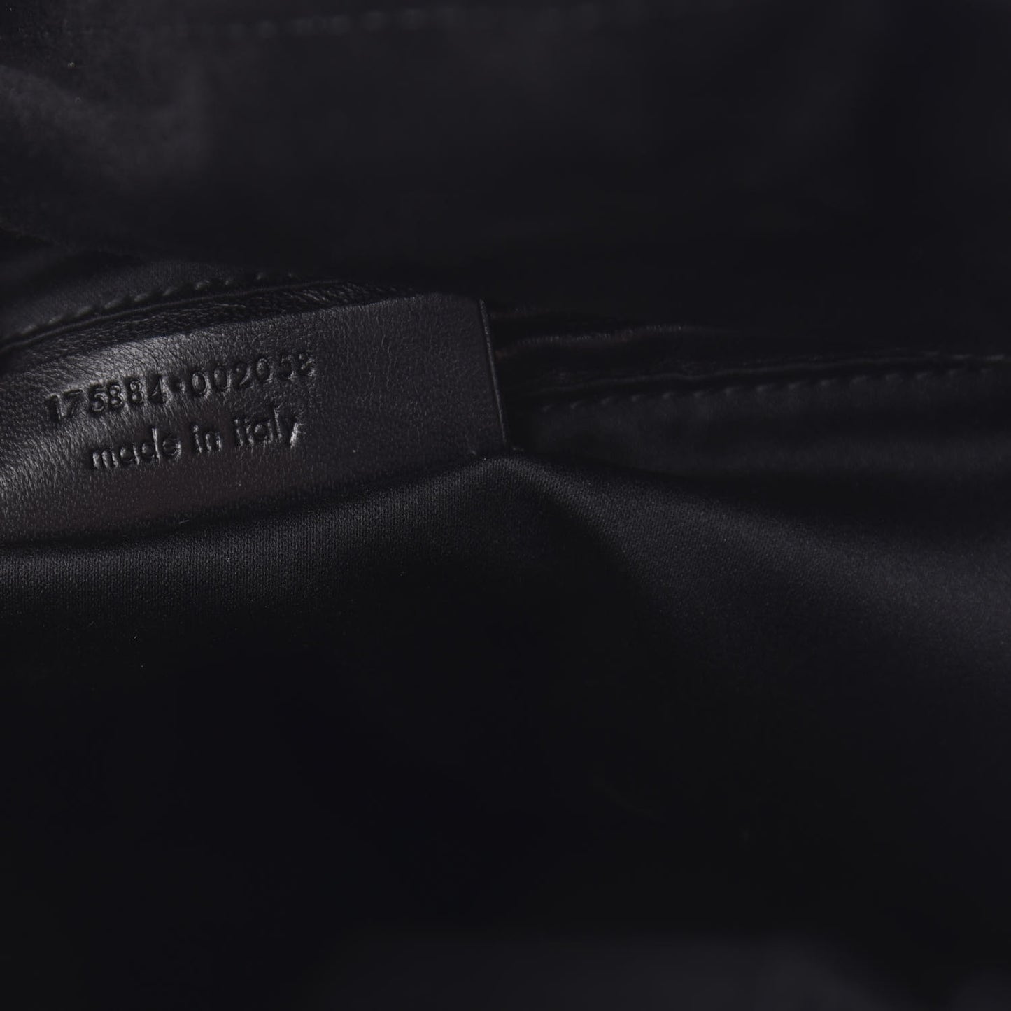 Patent Medium Downtown Black