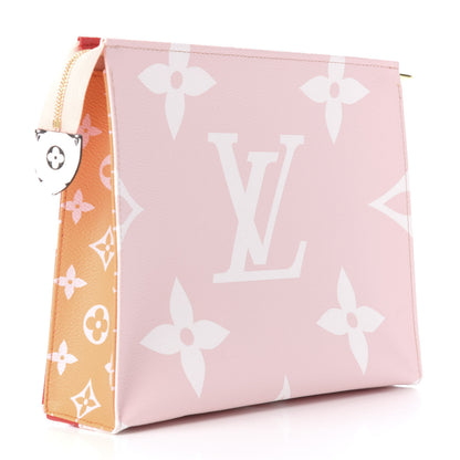 Louis Vuitton Monogram Giant Toiletry Pouch 26 Rouge 3 of 8
