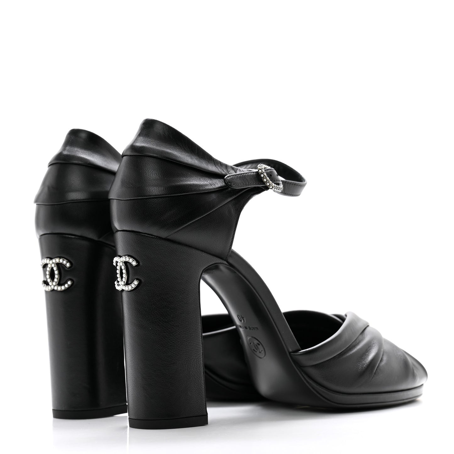 Lambskin Pearl CC Sandals 40 Black