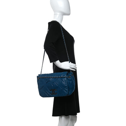 Chanel Iridescent Calfskin Glint Flap Blue 2 of 9