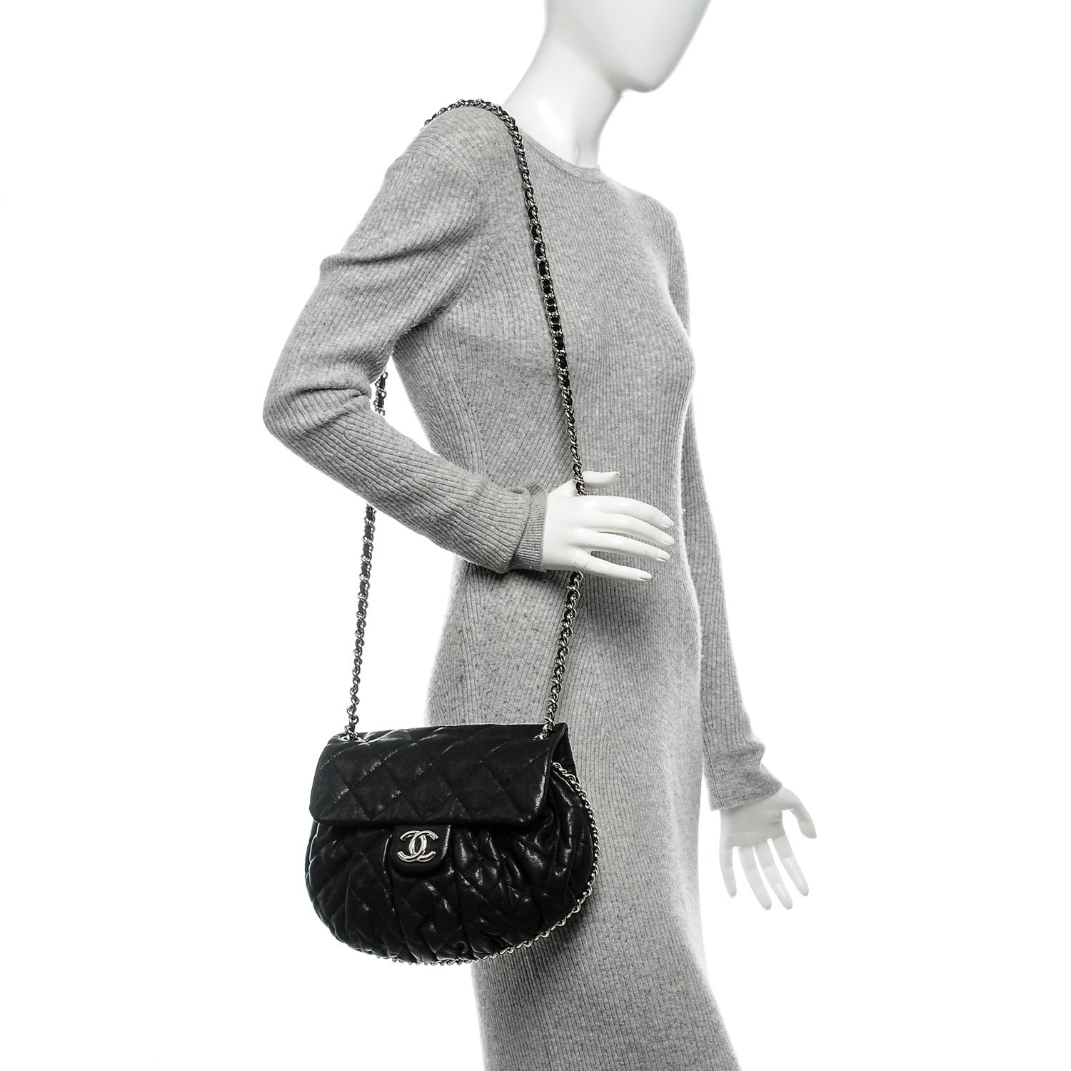 Chanel Washed Lambskin Quilted Medium Chain Around Messenger Black 2 of 8