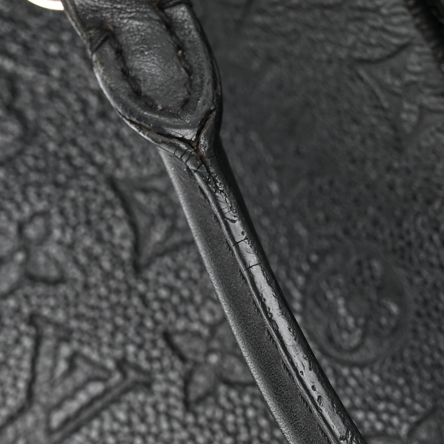 Louis Vuitton Empreinte V Tote MM Black 14 of 17