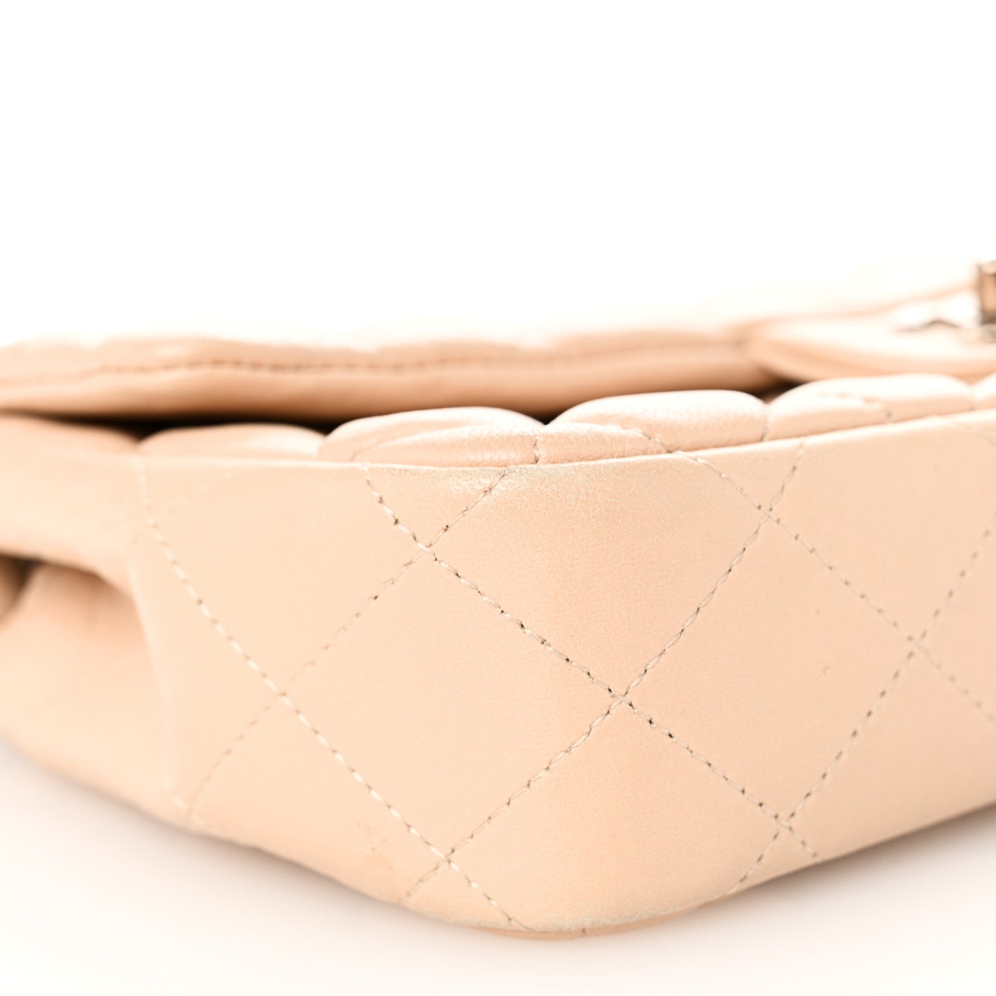 Lambskin Quilted East West Flap Beige