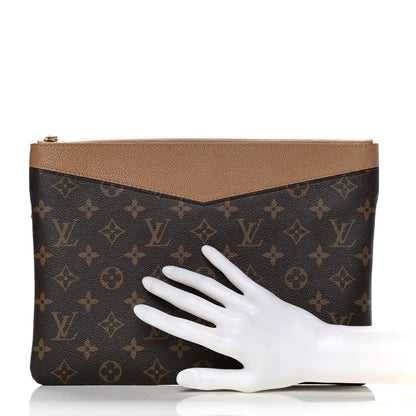 Louis Vuitton Monogram Daily Pouch Sesame 12 of 12