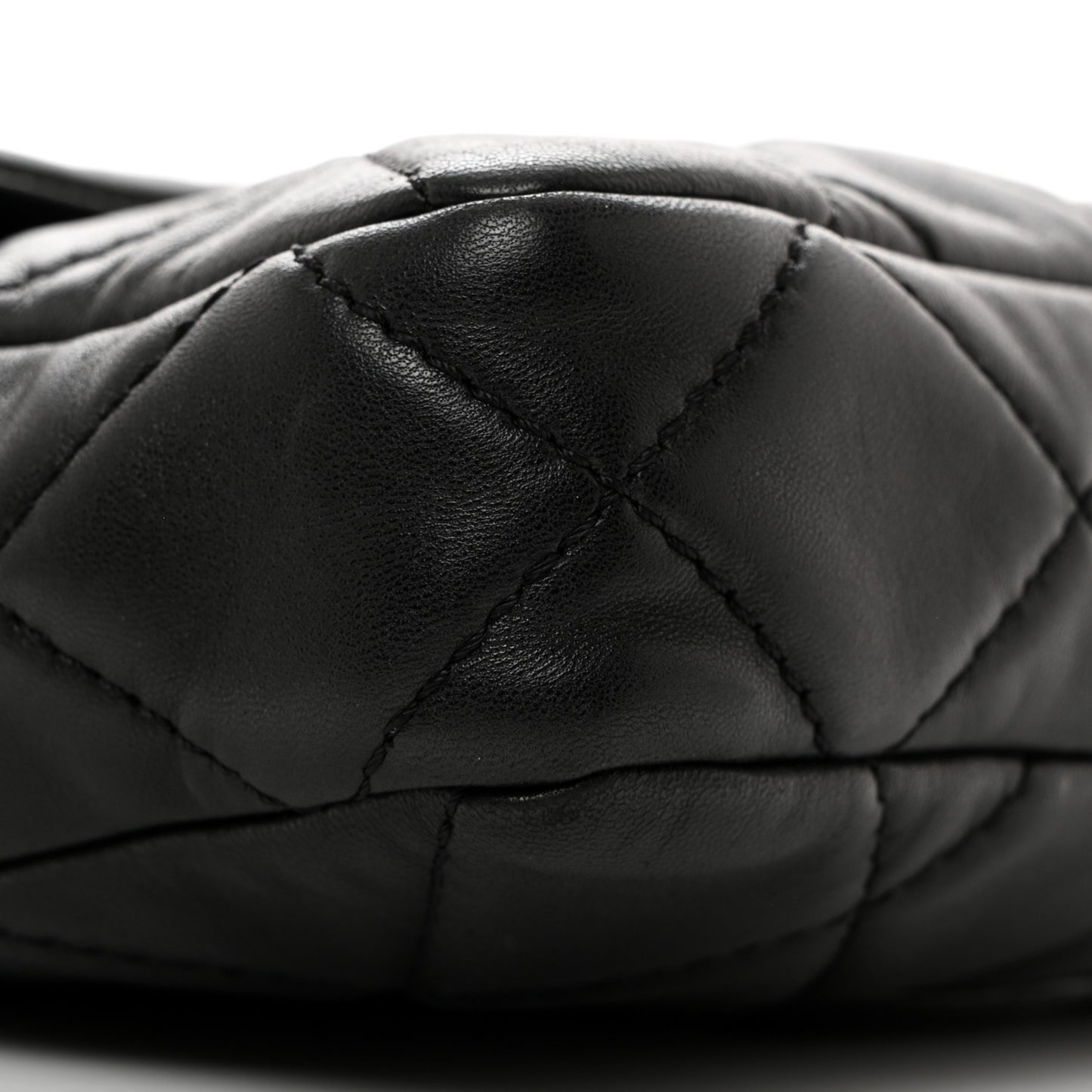 Lambskin Quilted Jumbo Roll 2.55 Reissue Clutch Black