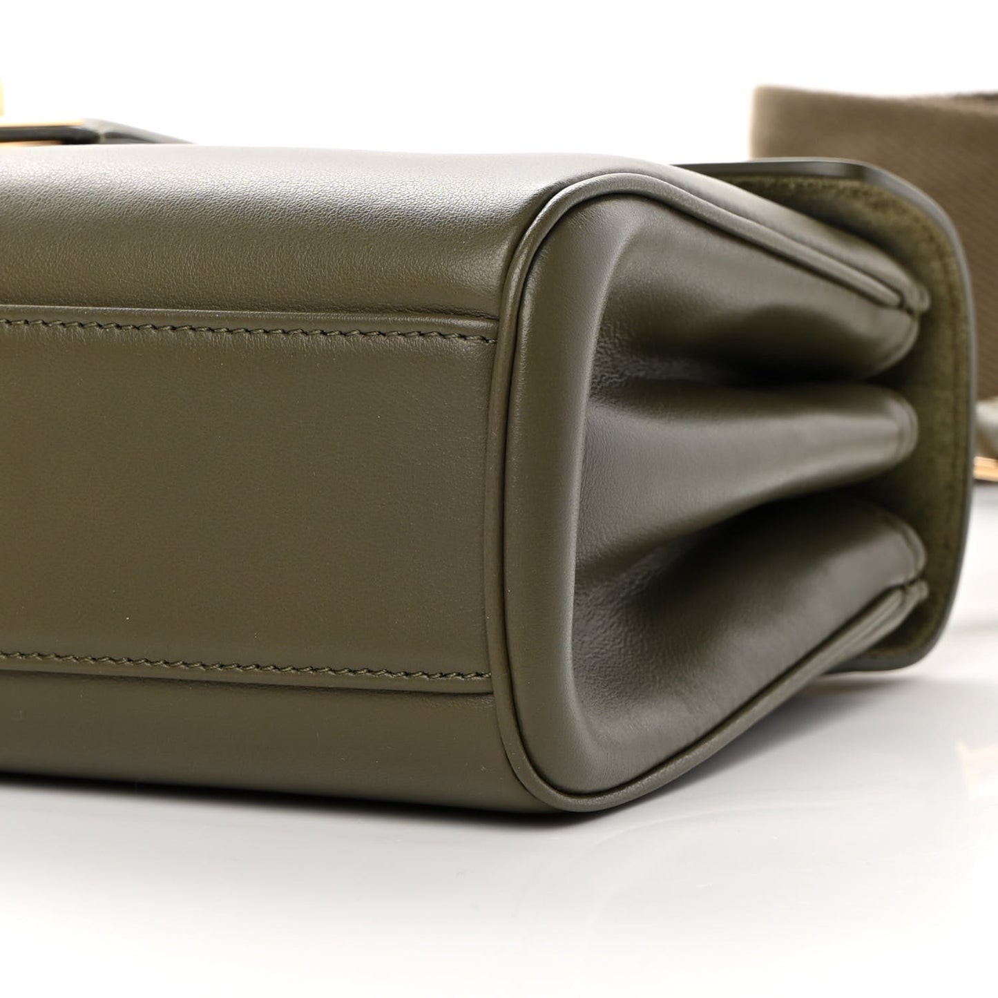Smooth Calfskin Teen 16 Crossbody Bag Army Green