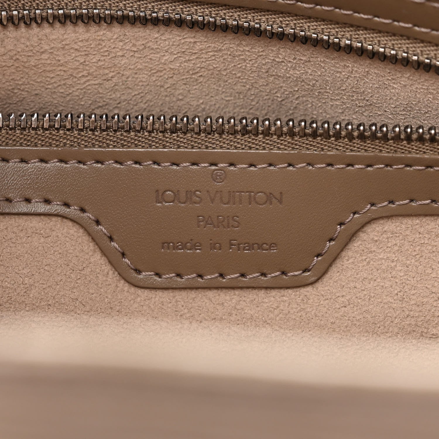 Louis Vuitton Epi Lussac Pepper 6 of 11