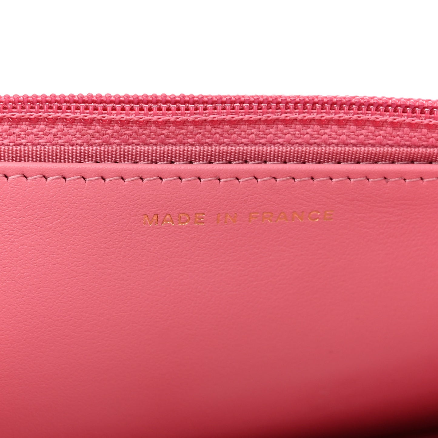 Caviar Quilted Boy Wallet On Chain WOC Pink