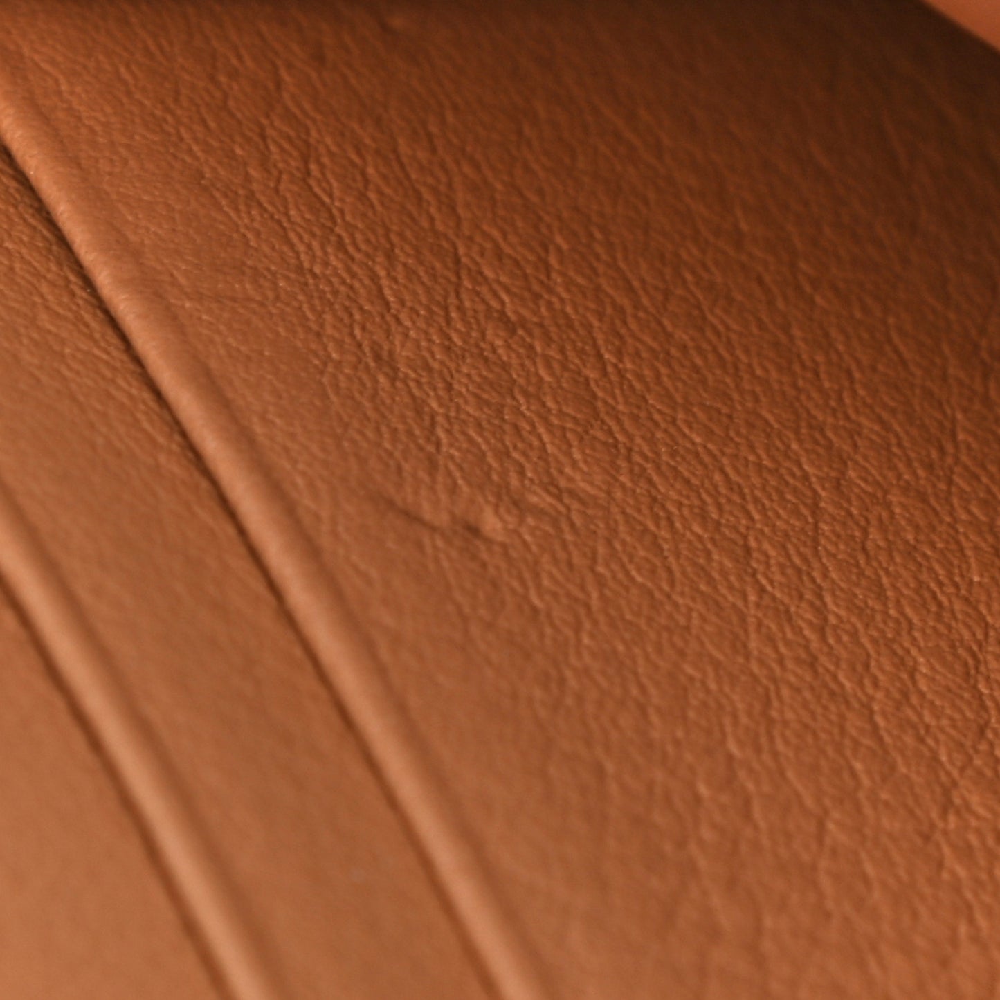 Calfskin Ottomar Wallet On Chain Chestnut