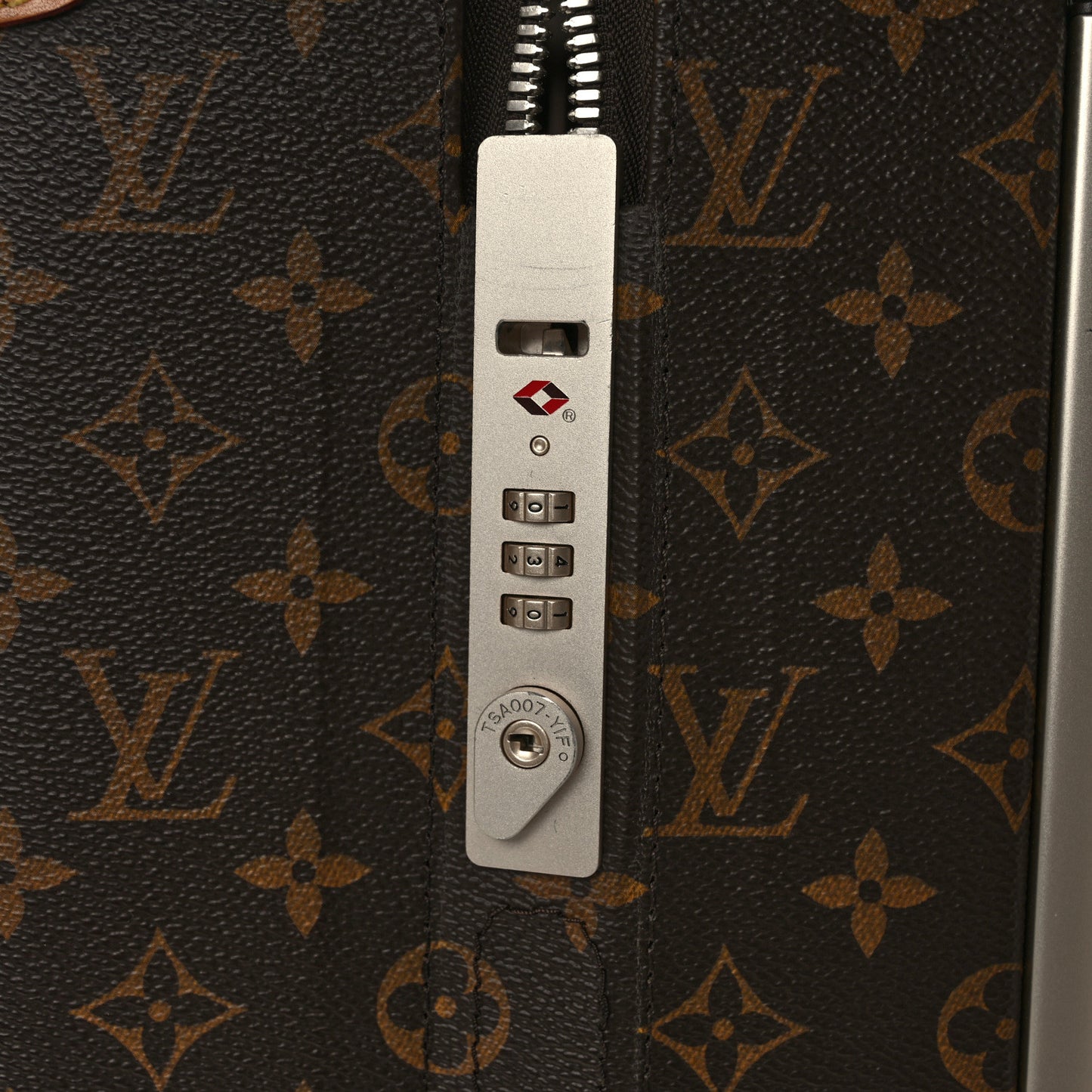 Monogram Horizon 50