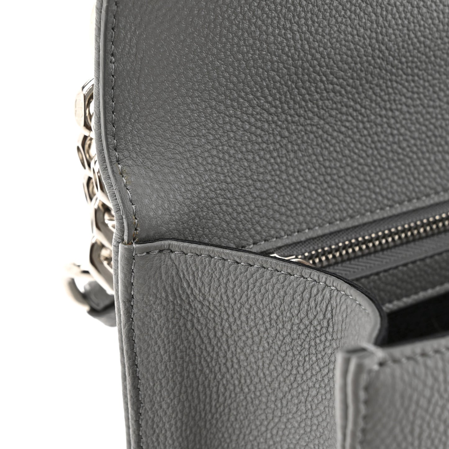 Grained Calfskin Medium Diorama Flap Bag Gris