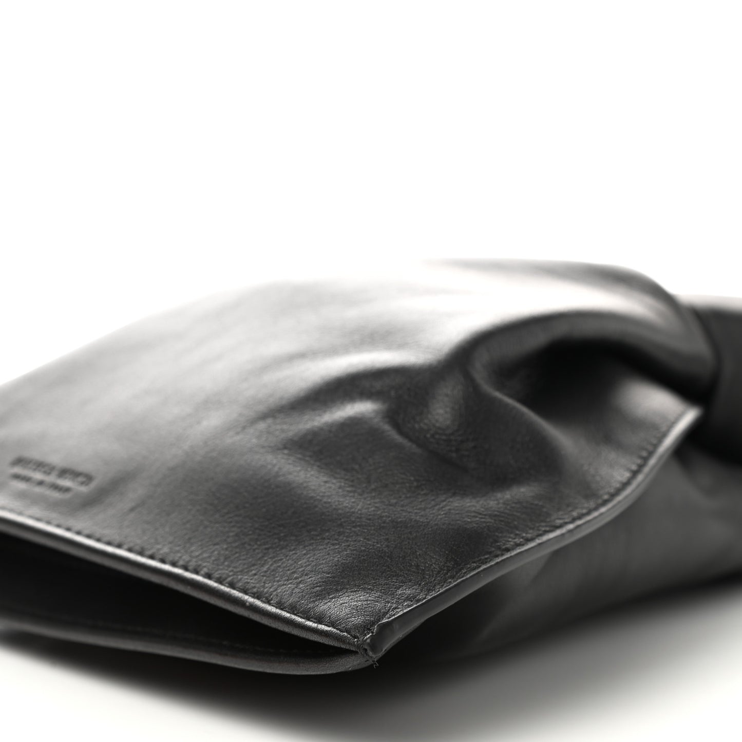 Supple Calfskin BV Twist Black