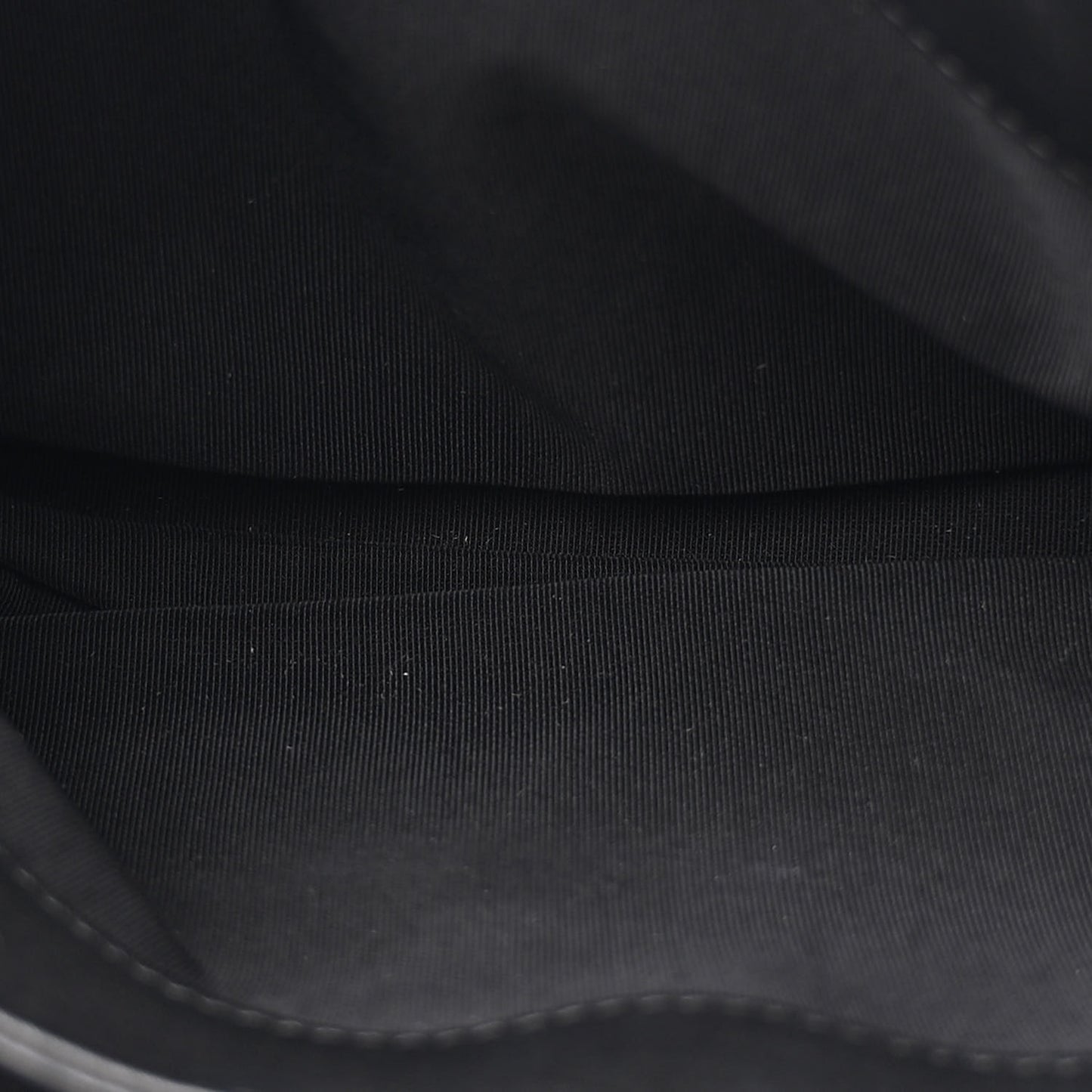 Calfskin Jumbo Tramezzo Flap Black