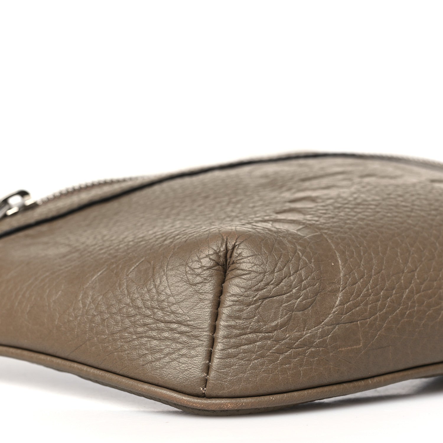 Gucci Piuma Calfskin Jumbo GG Embossed Small Belt Bag Good Taupe 9 of 12