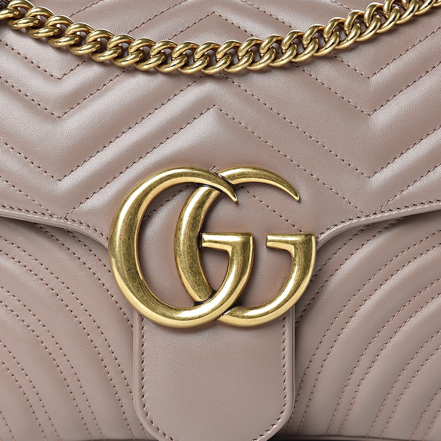 Calfskin Matelasse Medium GG Marmont Shoulder Bag Porcelain Rose