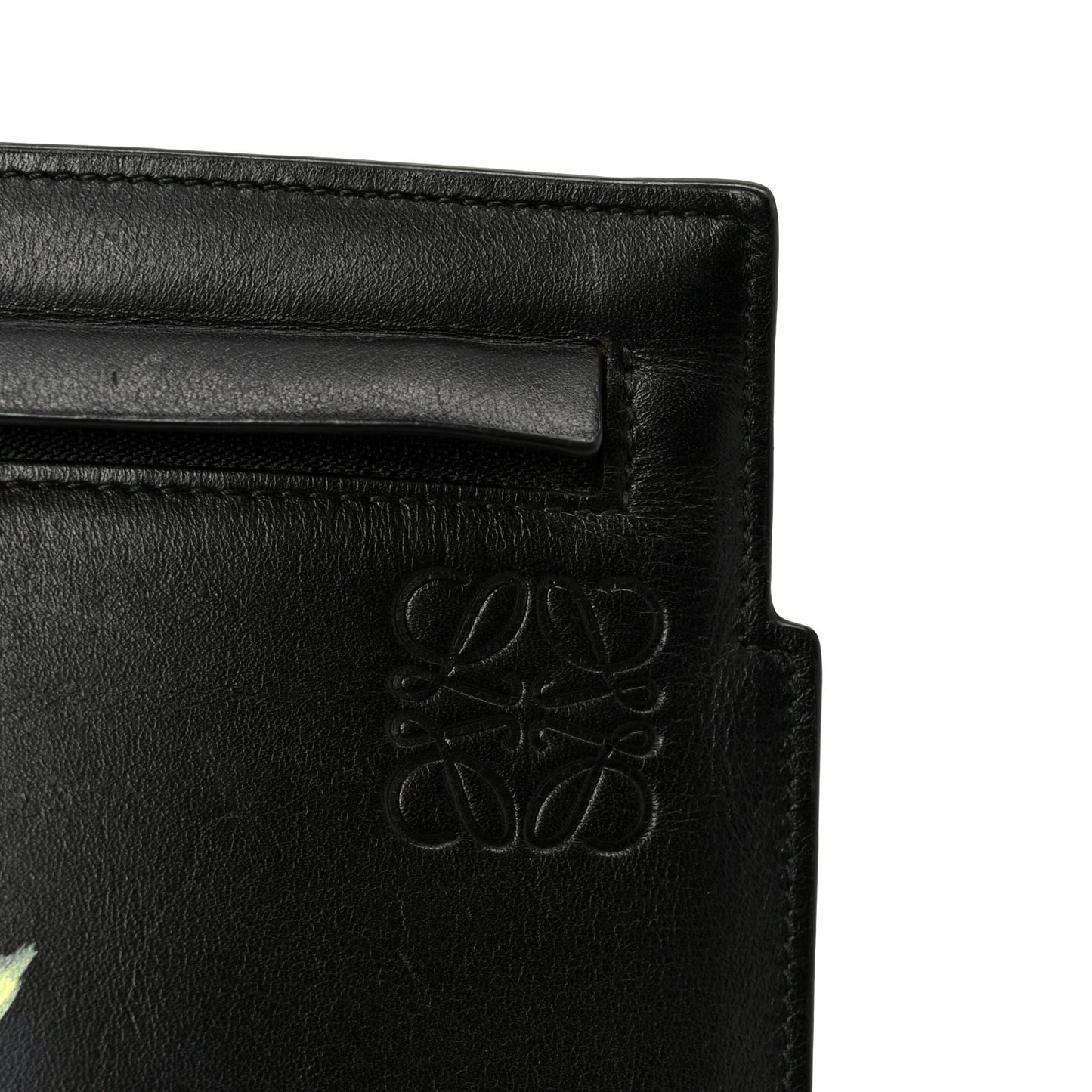 Calfskin Sol Negro T Pouch Bag Black