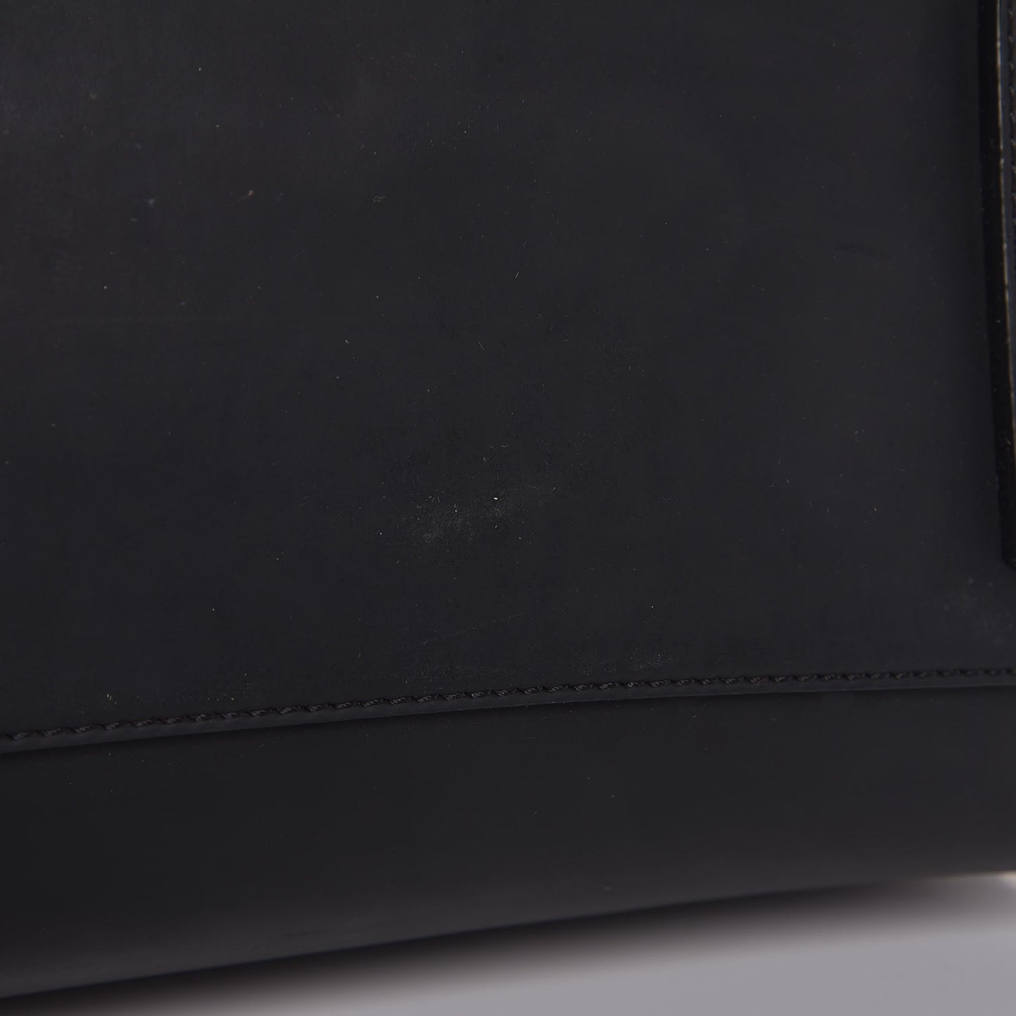 Rubber Effect Calfskin Medium Antigona Black