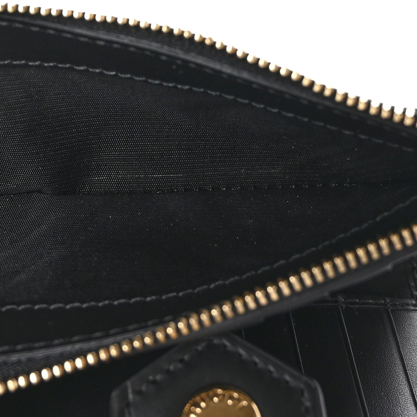 Piuma Calfskin Jumbo GG Embossed Medium Wallet Black