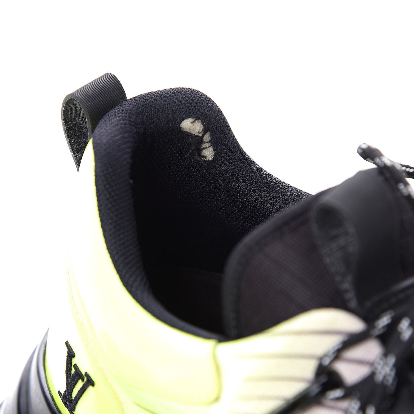 Calfskin Run Away Pulse Sneakers 7 Black Yellow