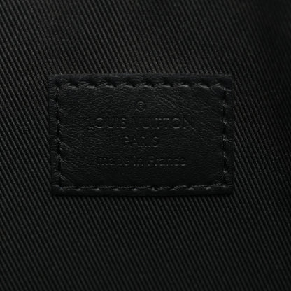 Louis Vuitton Grained Calfskin Aerogram Takeoff Pouch Black 6 of 8