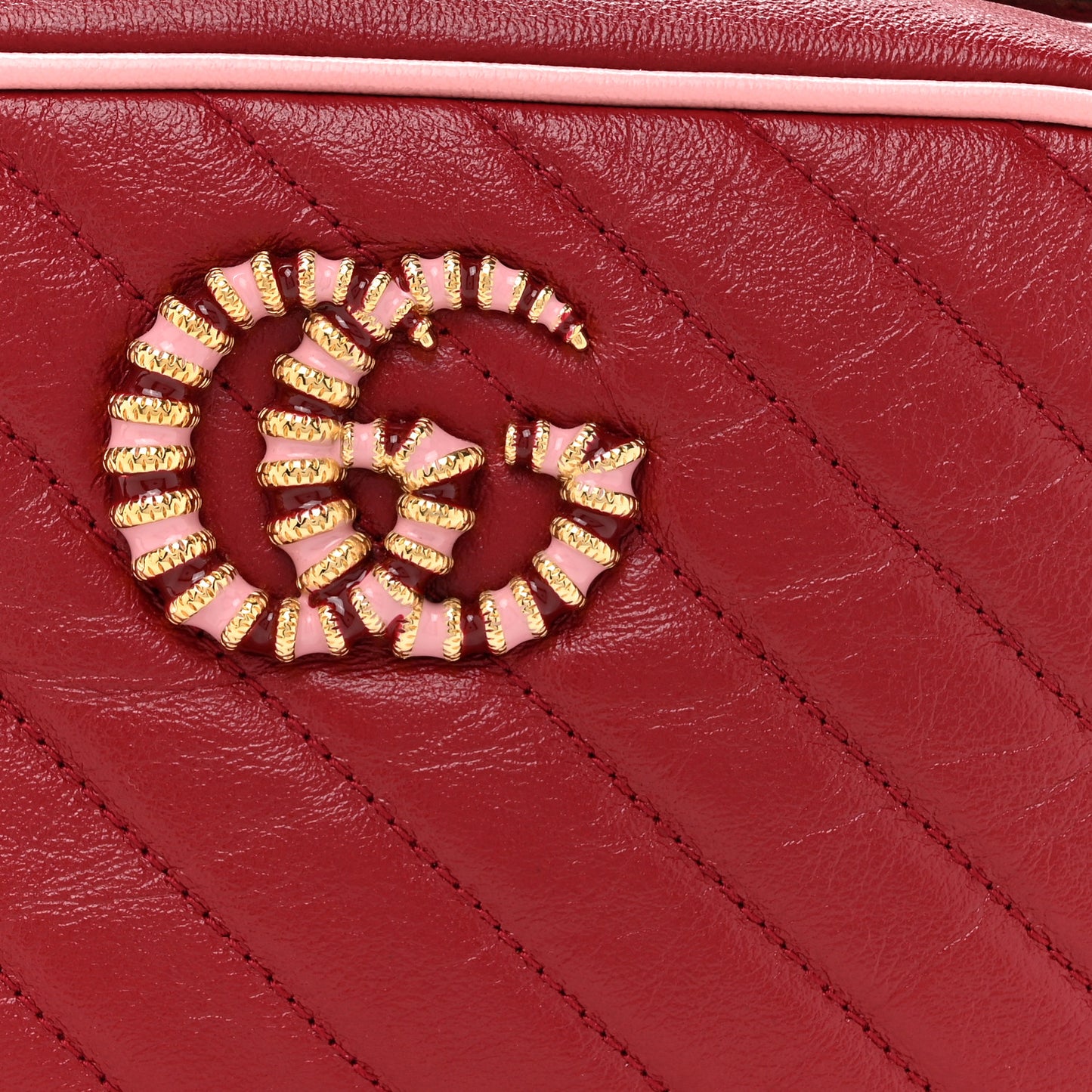 Azalea Calfskin Enamel Matelasse Diagonal Small Torchon GG Marmont Chain Shoulder Bag New Cherry Red Wild Rose