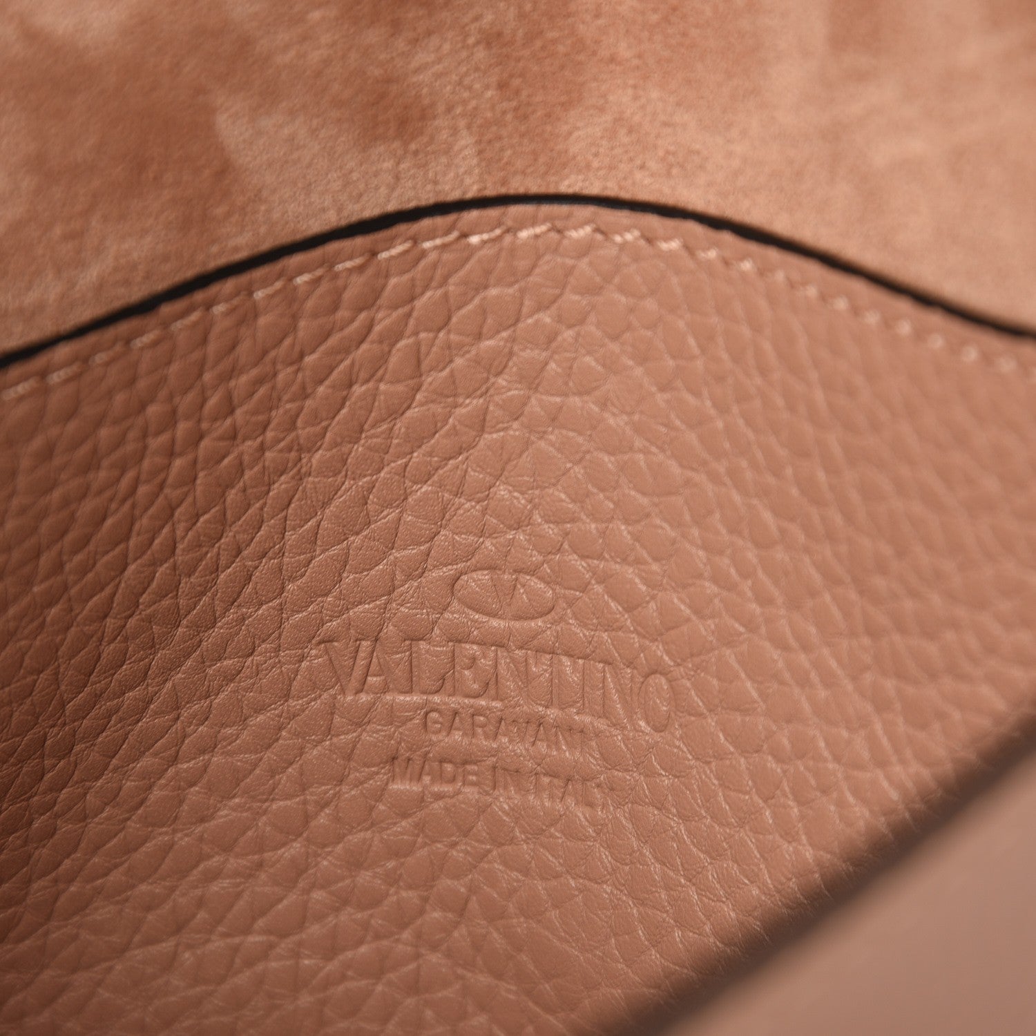 Valentino Garavani Pebbled Calfskin Medium Rockstud Flip Lock Crossbody Bag Skin Sorbet 6 of 7