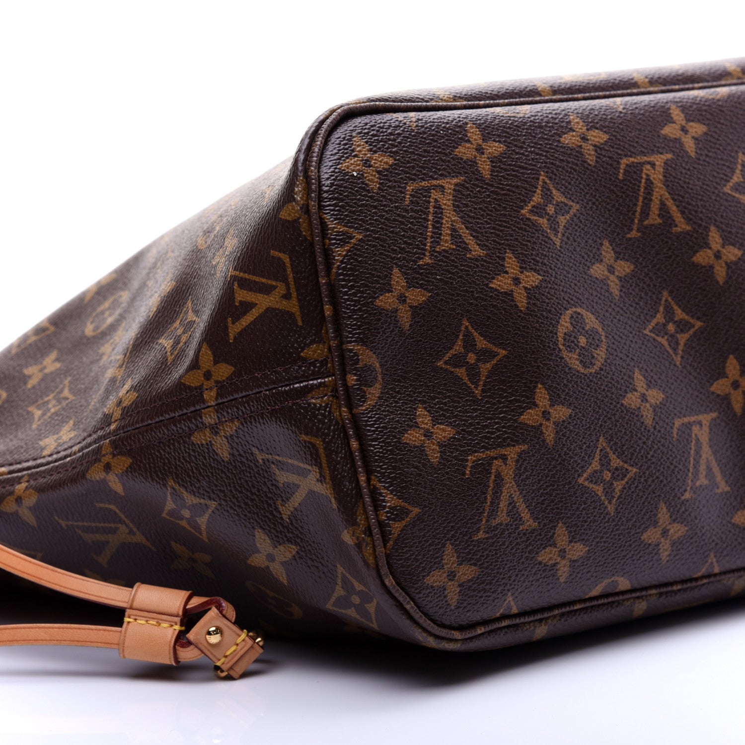 Louis Vuitton Monogram V Neverfull MM Grenade 6 of 14